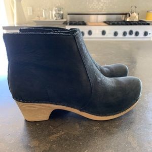 Dansko Maria Milled Nubuck Black Bootie